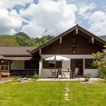 Ganzes Haus Mit Grossem Garten Und Eigener Sauna Prázdninový dům