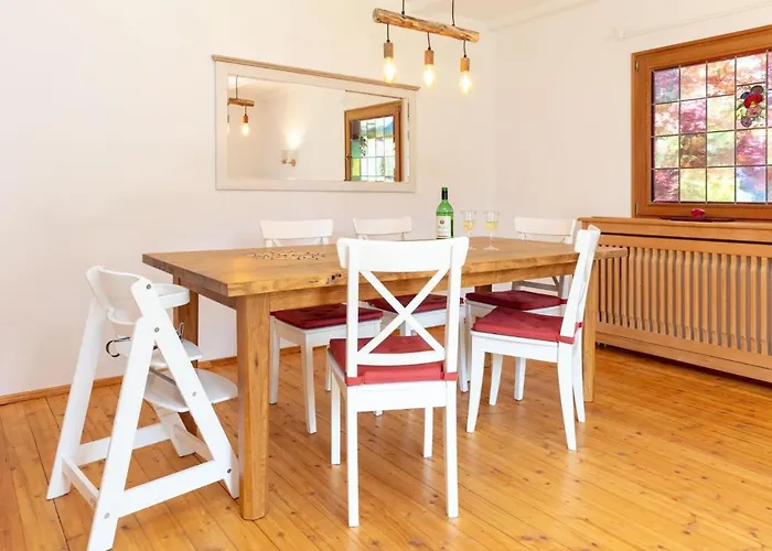 Ganzes Haus Mit Grossem Garten Und Eigener Sauna Hébergement de vacances