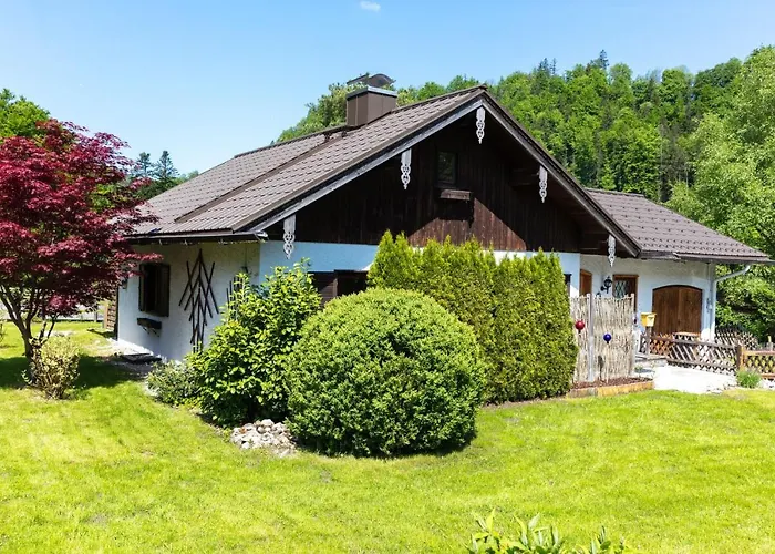Ganzes Haus Mit Grossem Garten Und Eigener Sauna