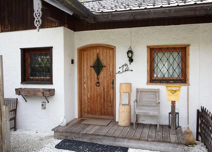 Ganzes Haus Mit Grossem Garten Und Eigener Sauna