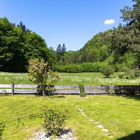 Ganzes Haus Mit Grossem Garten Und Eigener Sauna Unterwössen