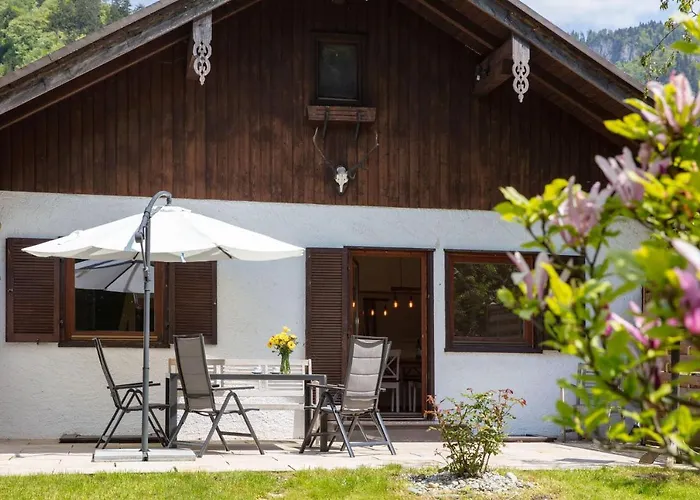 בית נופש Ganzes Haus Mit Grossem Garten Und Eigener Sauna Unterwössen