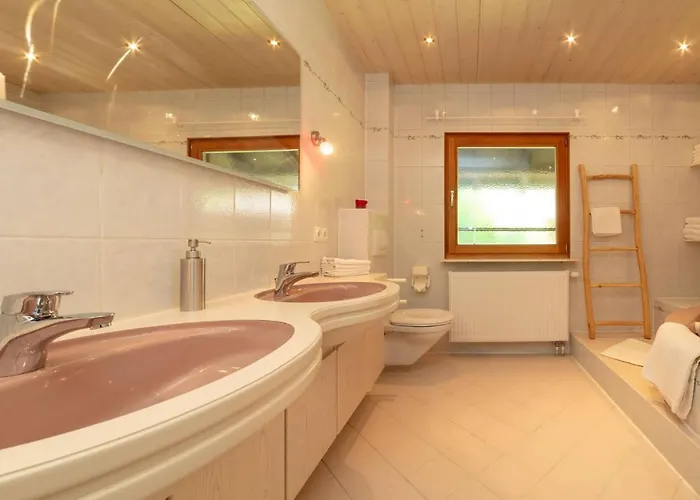 בית נופש Ganzes Haus Mit Grossem Garten Und Eigener Sauna Unterwössen